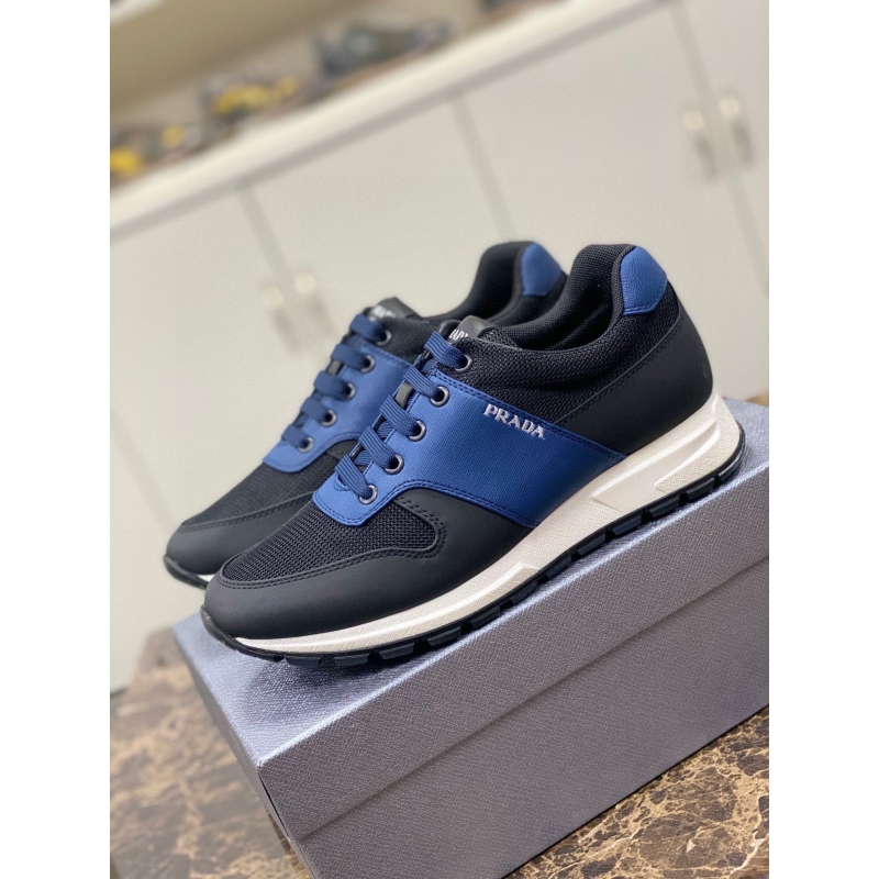 Pra*a casual shoes